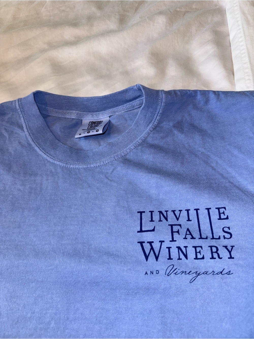 Linville Falls Winery Light Blue Logo Tee NWOT